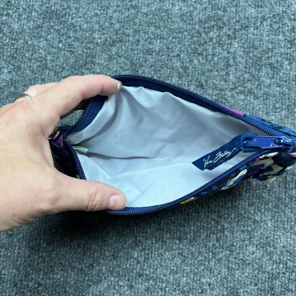 Vera Bradley Cosmetic Makeup‎ Bag Womens Quilted Zippered Blue Floral Pouch